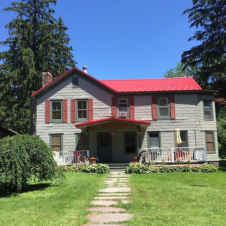 The Wheelhouse Inn Pine Hill Exterior photo